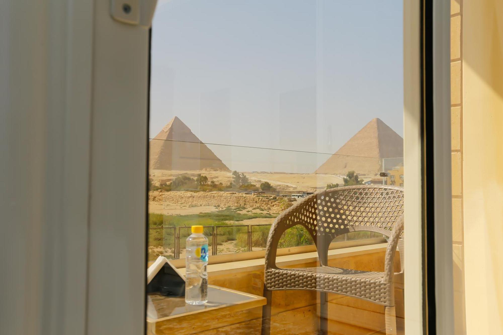 Pyramids Land Palace Kafrat al Jabal Bagian luar foto